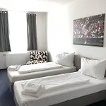 太尼斯韦伯膳食公寓酒店 招待所 4*