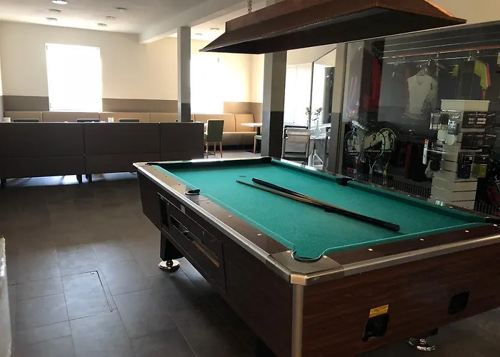 Pensión Tennisweber 3*