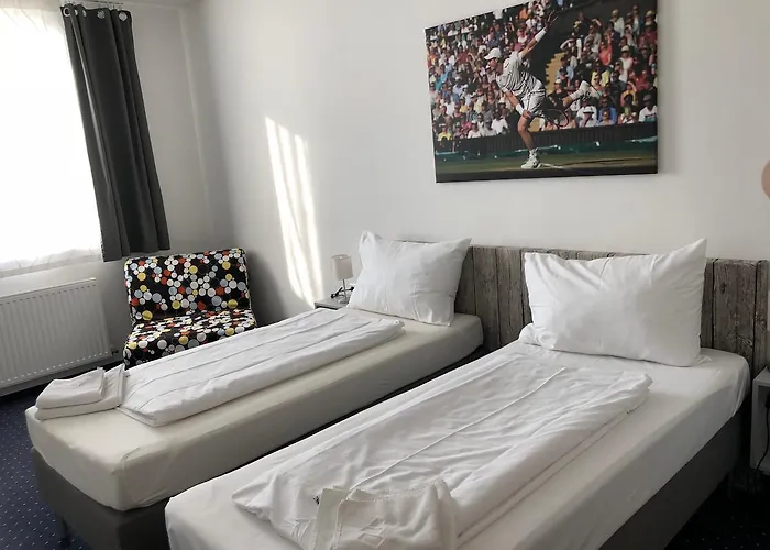 게스트하우스 테니스베버 3*